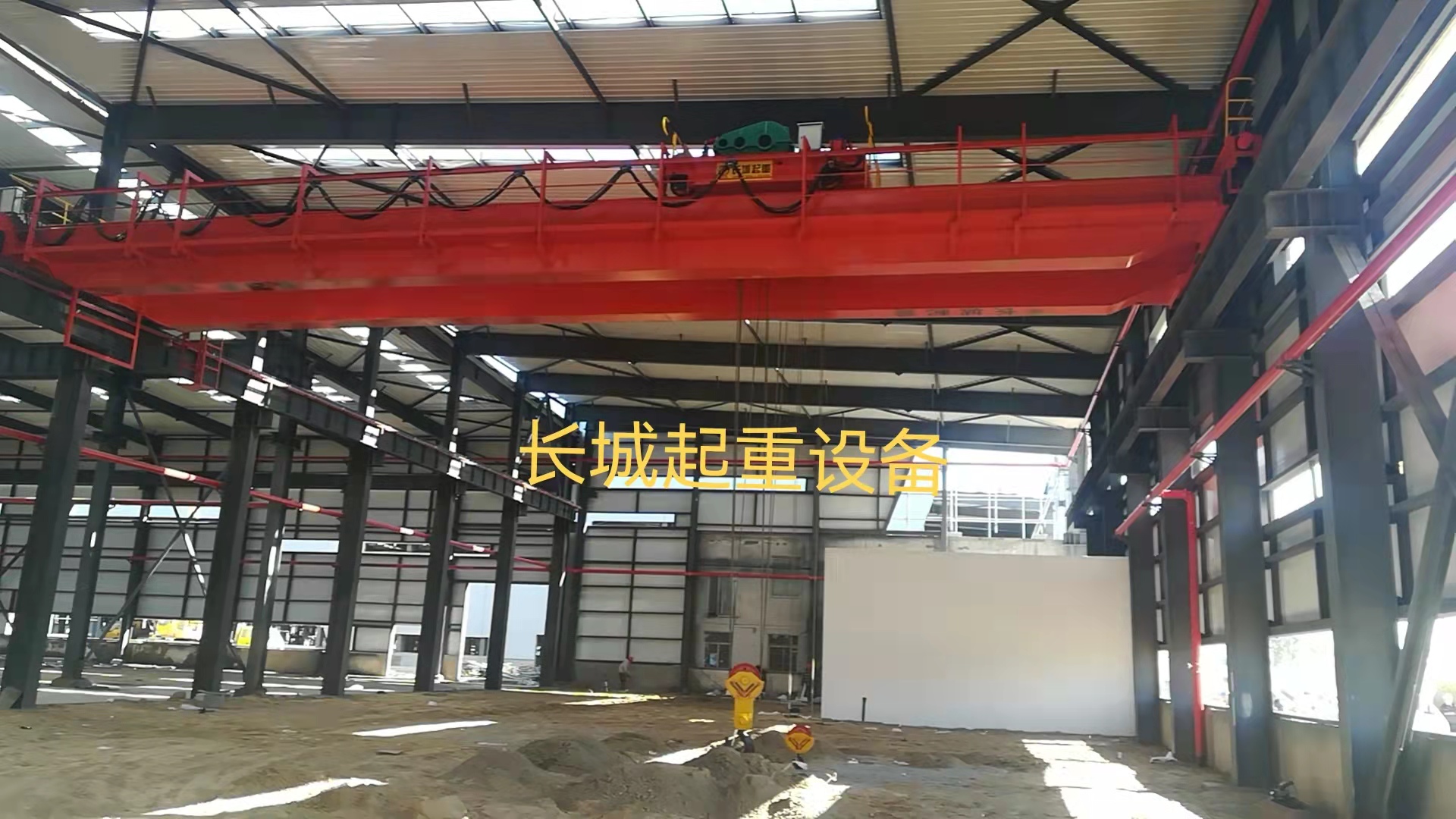 QD32/5t-22.52m的雙梁橋式起重機(jī)交付使用
